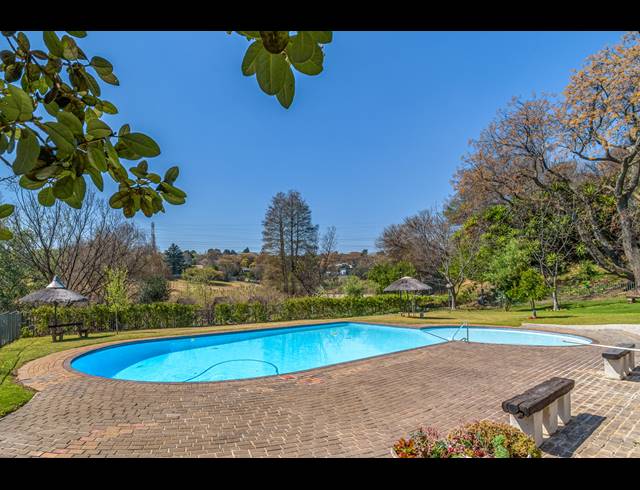 3 BEDROOM DUPLEX TO LET IN BORDEAUX
